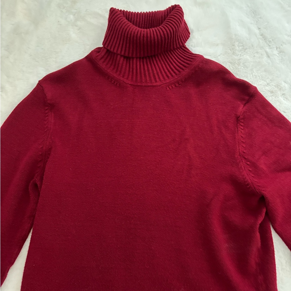 Ann Taylor red turtle neck amazing quality